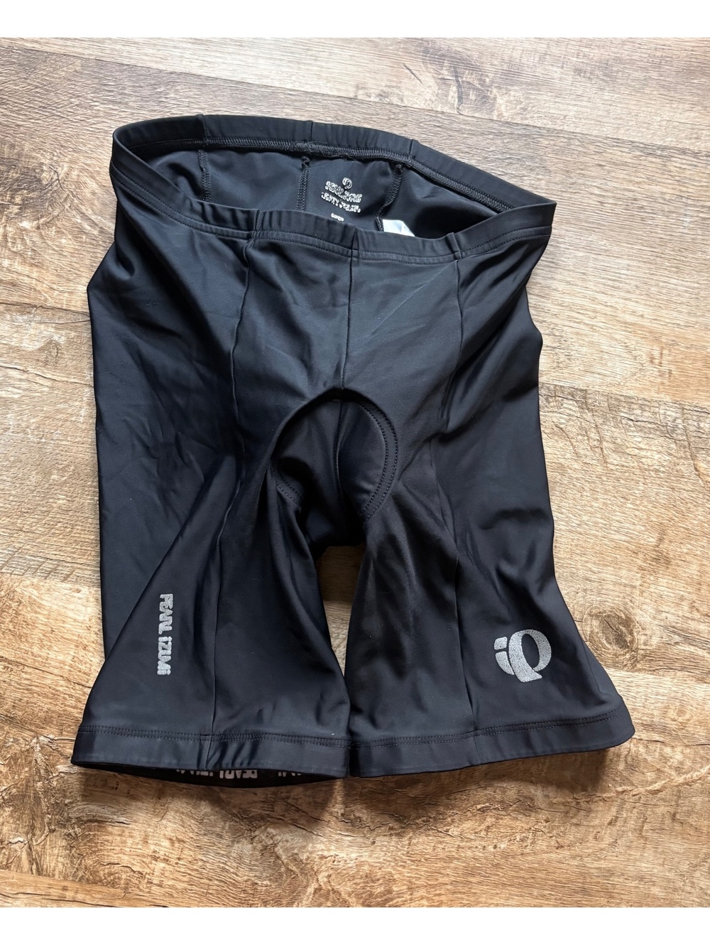 Pearl Izumi Cycling Shorts with Padding - Large